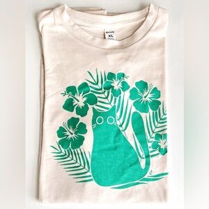 CAT LADY Box Cream Green Cat Flower Graphic Print T-shirt